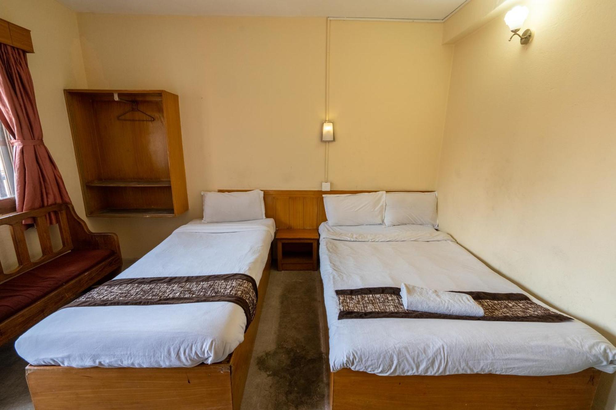 Hotel Nana Kathmandu Buitenkant foto