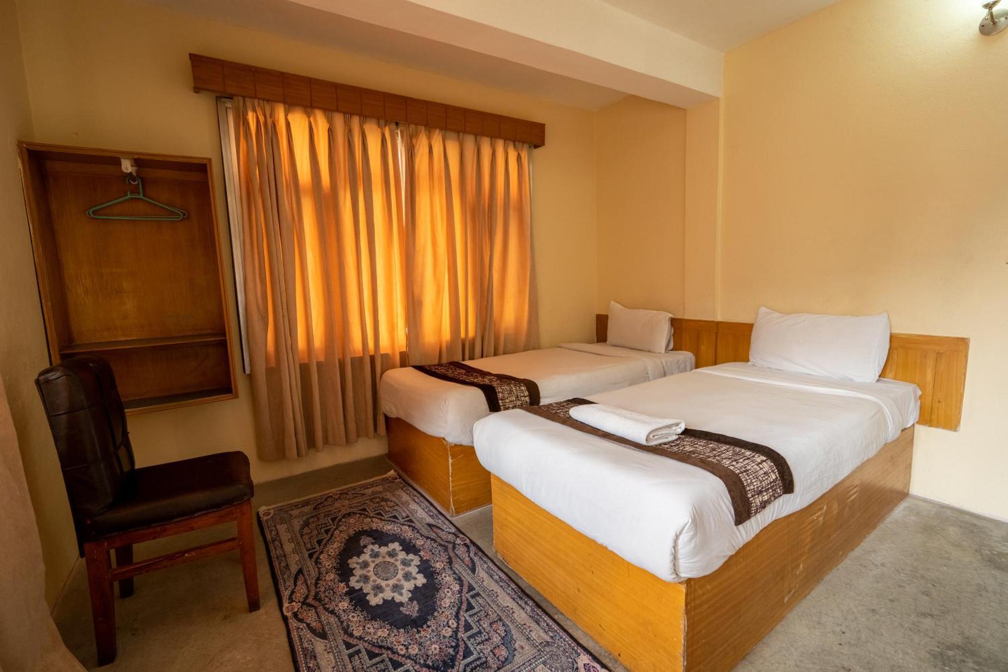 Hotel Nana Kathmandu Buitenkant foto