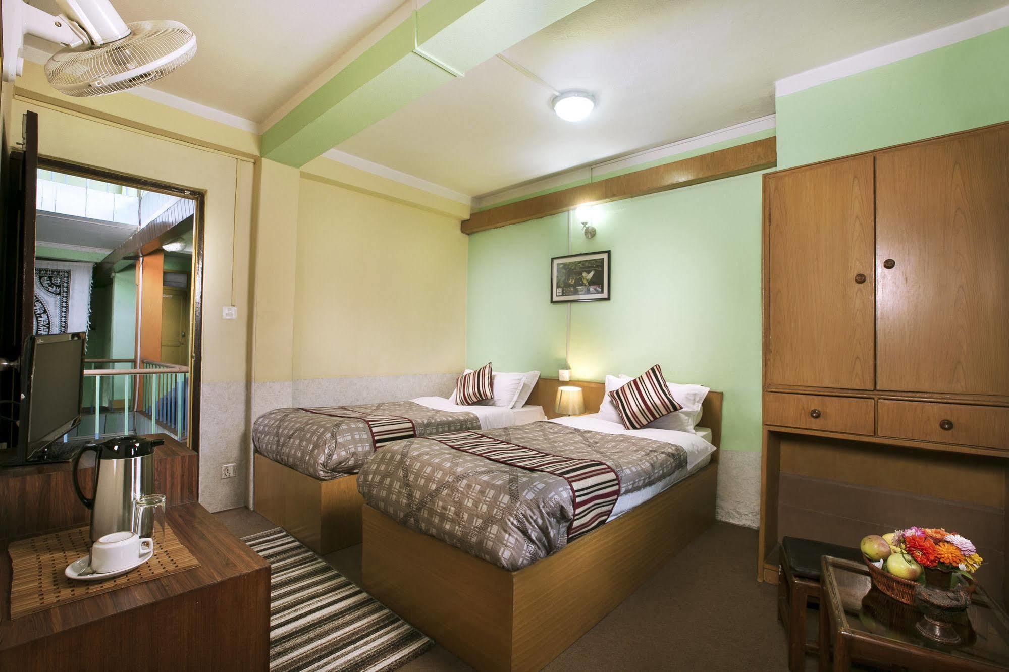 Hotel Nana Kathmandu Buitenkant foto